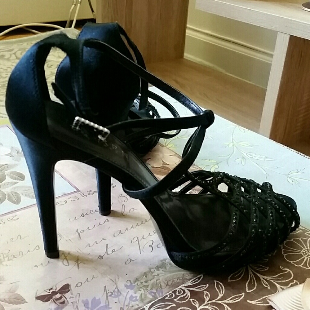 Ralph Lauren shoes 7.5 black heels